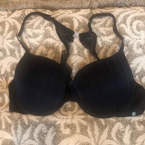 Gorgeous Scandale black bra, 36B